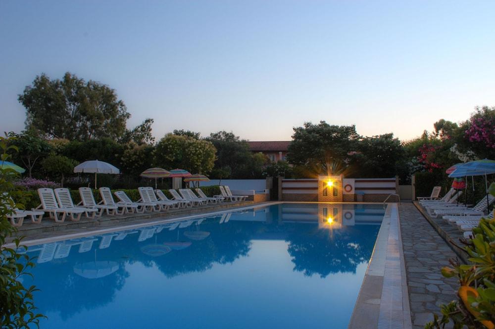 Nireas Resort Corfu Acharavi  Exterior foto